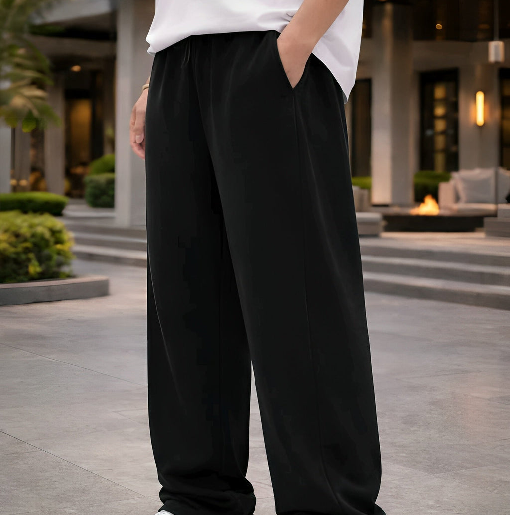 Unisex Sweatpants. Black